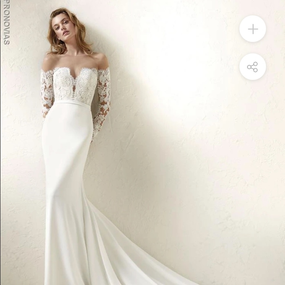 Wedding Dress - Pronovias Dracma